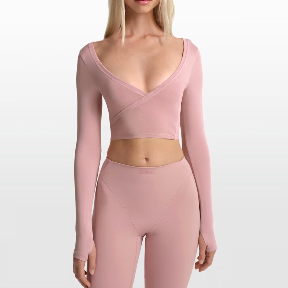 NikeSKIMS Stretch Knit Women's Long-Sleeve Wrap Top M